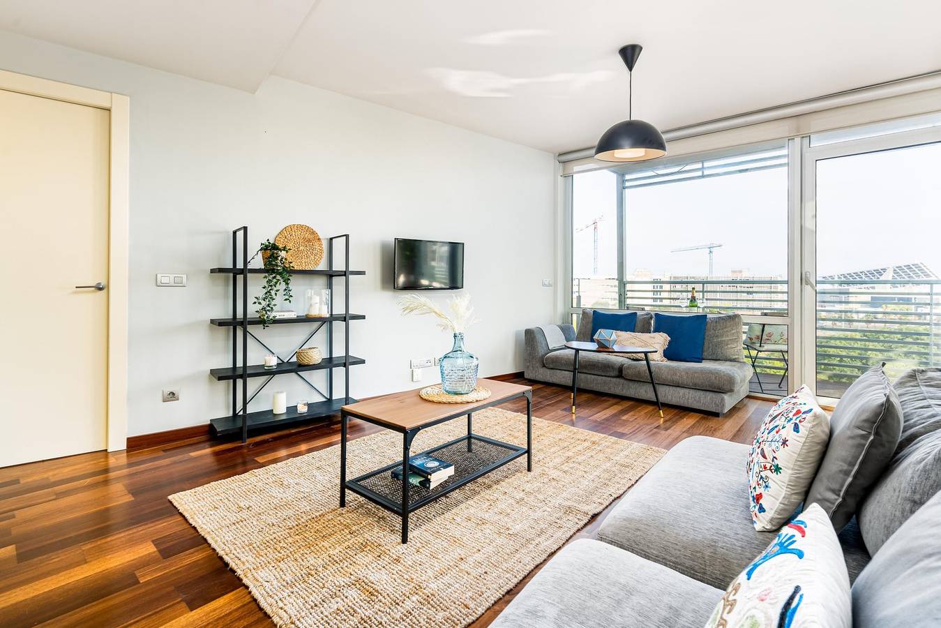 Appartement entier, Forum Recently Renovated with private parking in Port Forum, Sant Adrià de Besòs