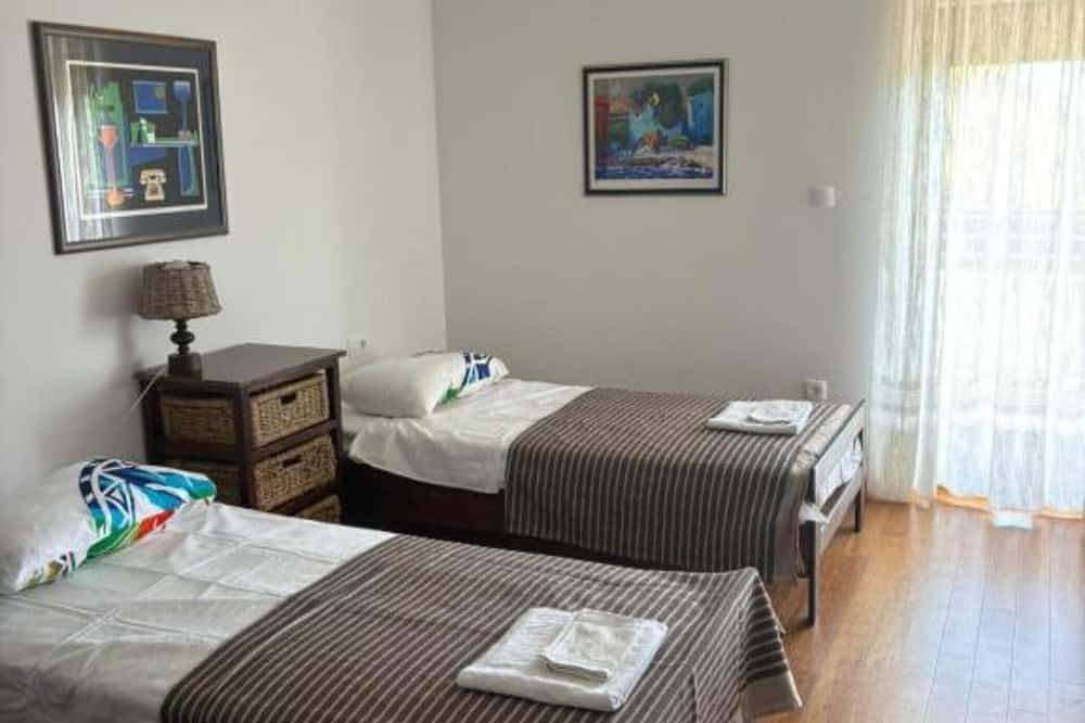 Villa Coral - Four bedroom villa with pool in Brac