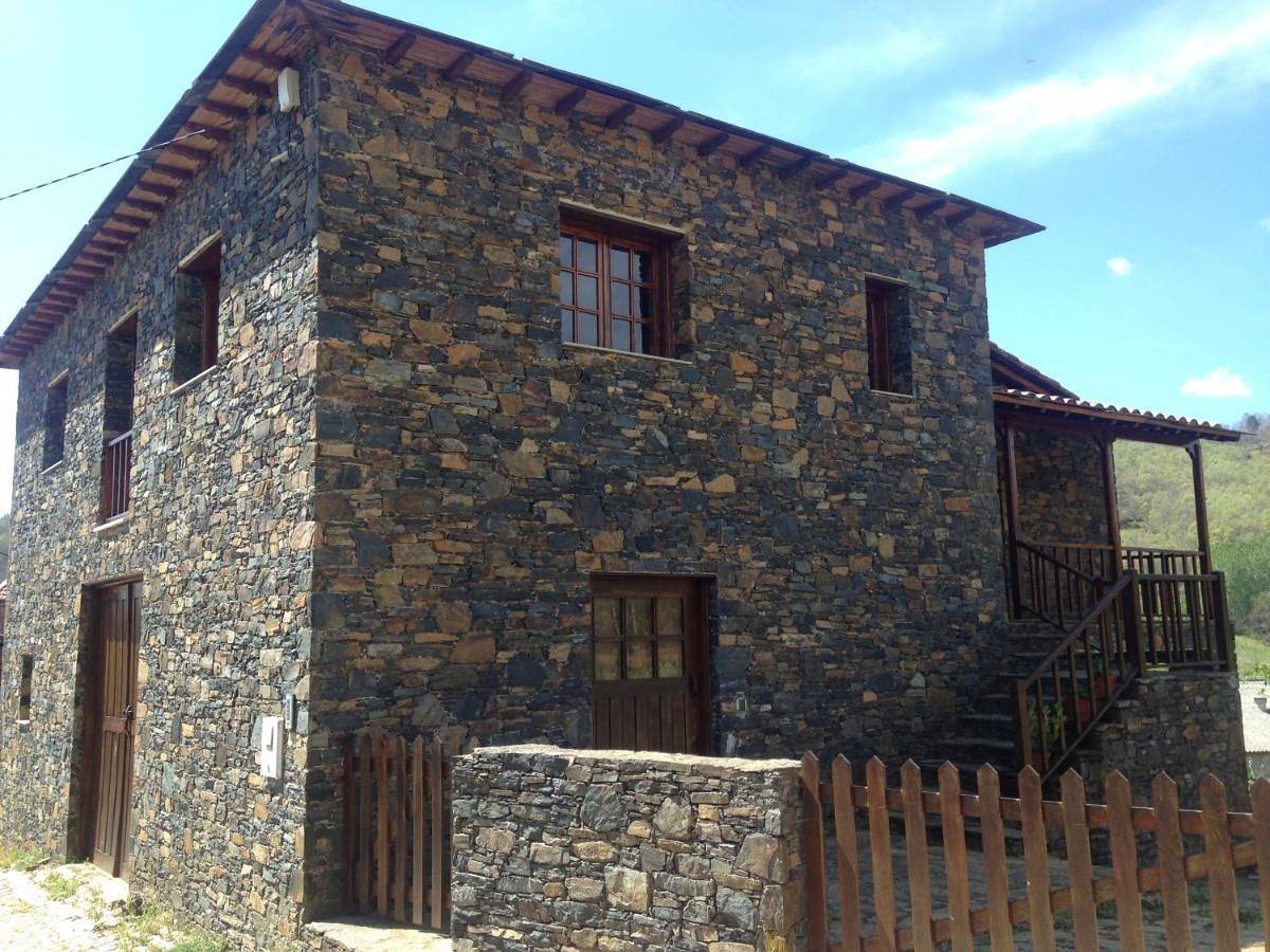 Casa do Rebelhe in Montesinho