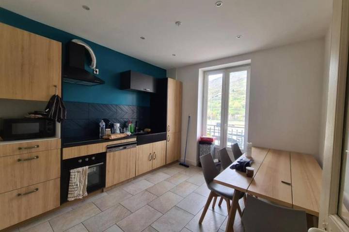 Gîte pour 10 personnes, avec jardin dans Gare de Briancon