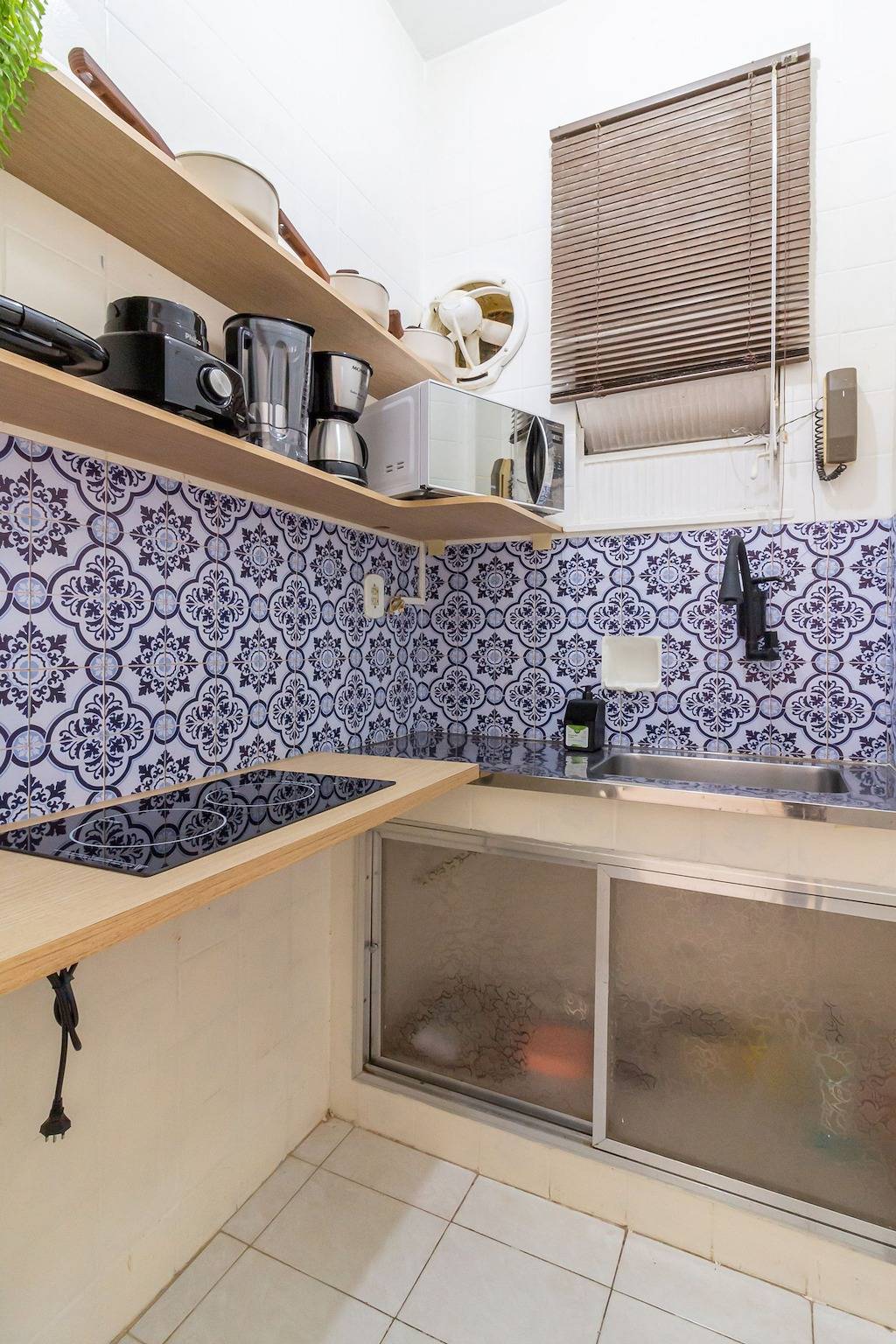 Monolocale intero, Cozy 6 minutes from Copacabana Beach | Br710 in Copacabana, Rio de Janeiro