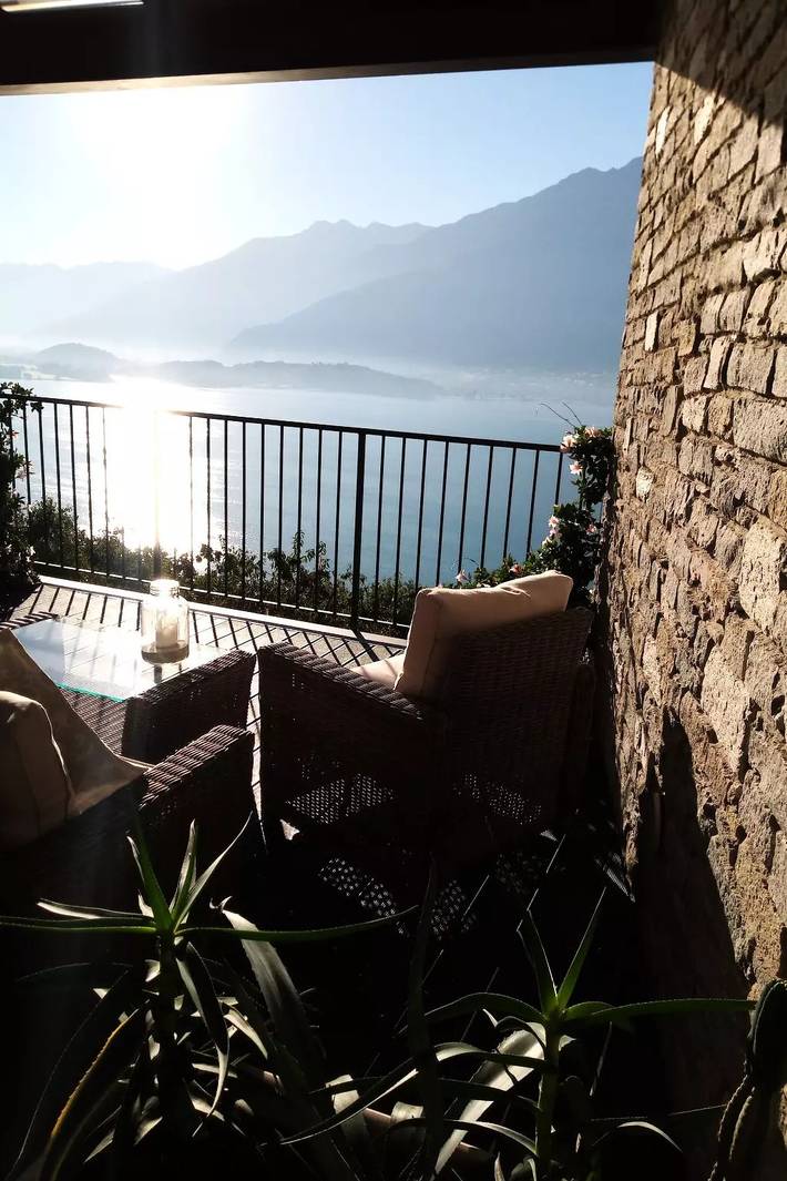 Gîte pour 7 personnes, avec Balcon ainsi que Jardin et Piscine à Vercana - 3