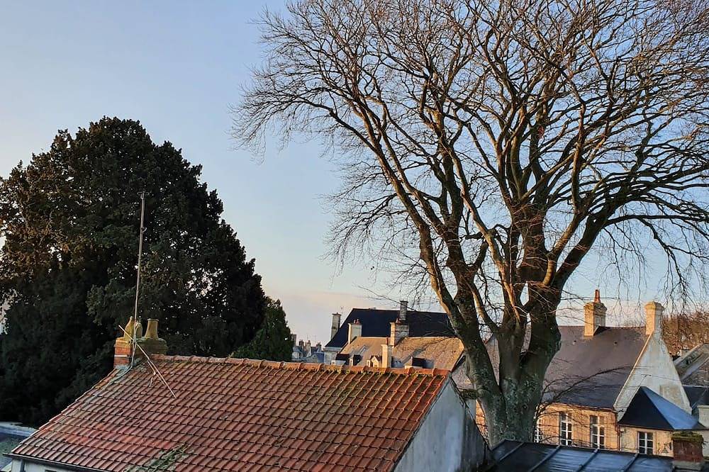 Entire apartment, Apy Bayeux: *** apartment in the heart of the city in Bayeux, Bayeux region