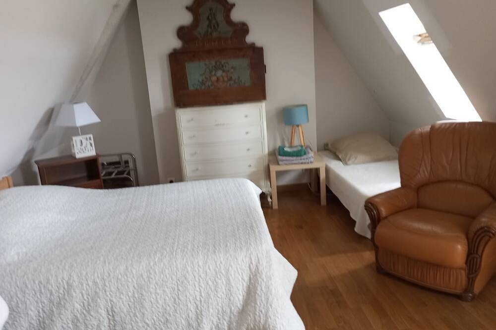 Entire apartment, Apartment with garden and pool near fabulous sights in Rocamadour, Massif Central