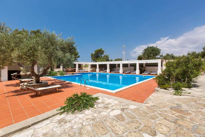 Villa für 6 Personen, mit Pool und Garten, mit Haustier - 1