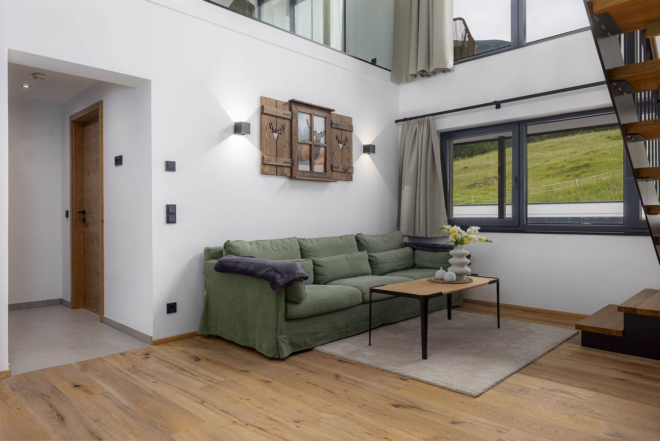 Ganze Wohnung, Ferienwohnung für bis zu 9 Personen mit Sauna und Hot Tub in Berwang, Außerfern