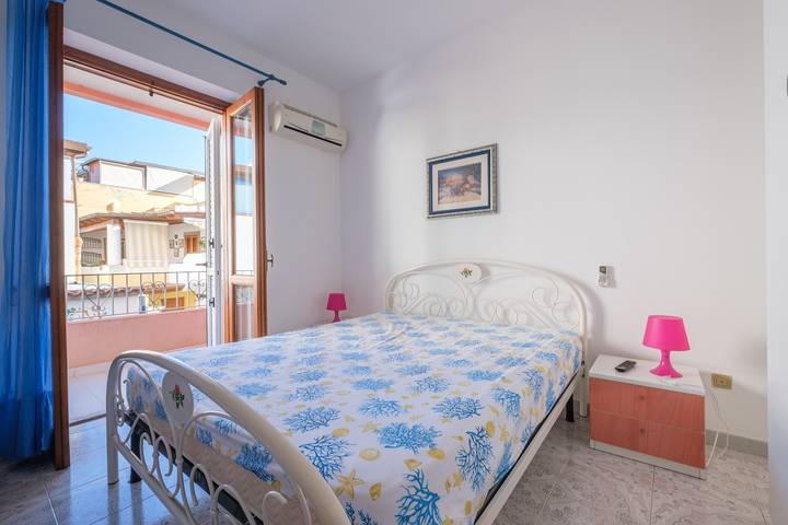 Gîte pour 5 personnes, avec Balcon et Jardin à Lipari - 2