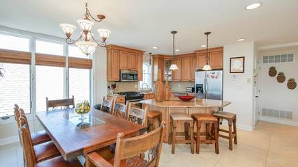 Beach Rental for 12 Guests in Ocean City (NJ), Cape May County, Picture 1