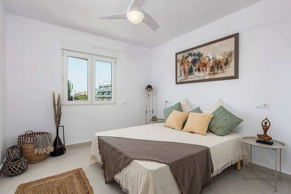Ganze Wohnung, Playa Roqueta Guardamar Del Segura by Villas&You in Playa Moncayo, Guardamar del Segura