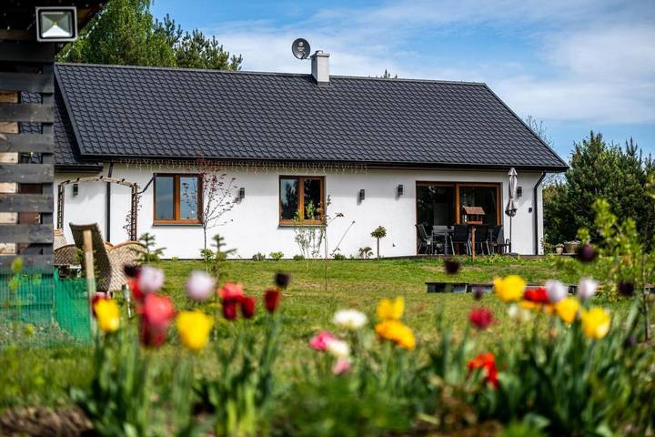 Ferienhaus für 10 Personen, mit Seeblick und Pool sowie Garten und Ausblick - 1