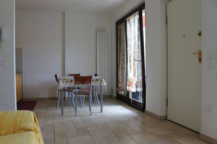 Entire holiday apartment, Villino Piano Terra con giardino - 52- I Tigli Villino Pt con giardino in Porto Recanati, Adriatic Coast Marken