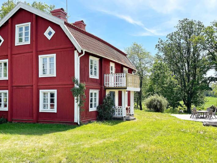 Hus för 8 Personer, med trädgård, barnvänlig i Kalmar Län