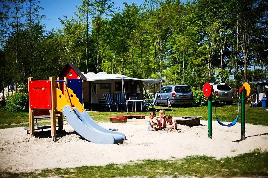 Mobile Home | 6 personen in Provincie Groningen