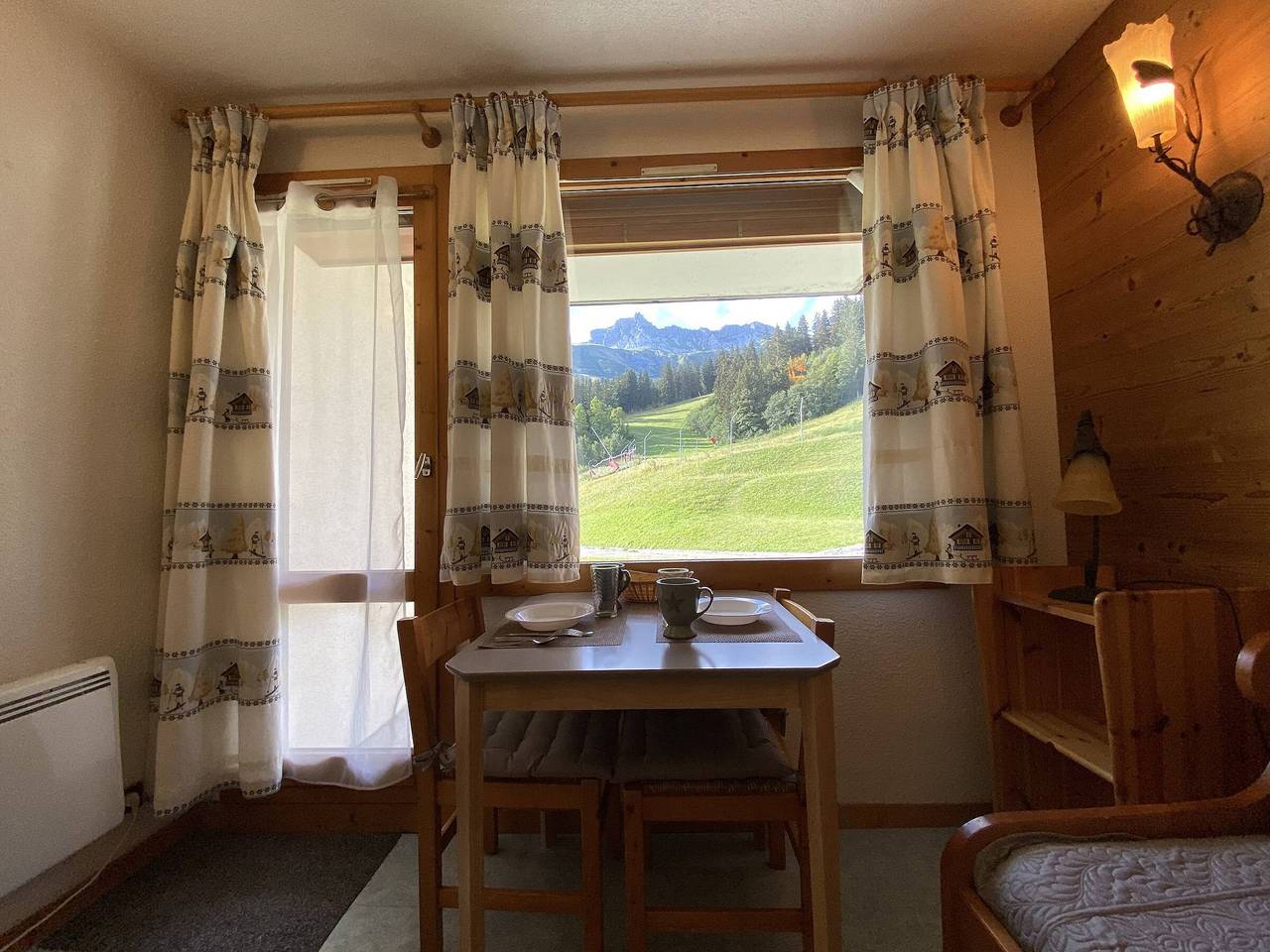 Appartement entier, Studio cosy près des pistes à Valmorel, animaux admis in Valmorel, Les Avanchers-Valmorel