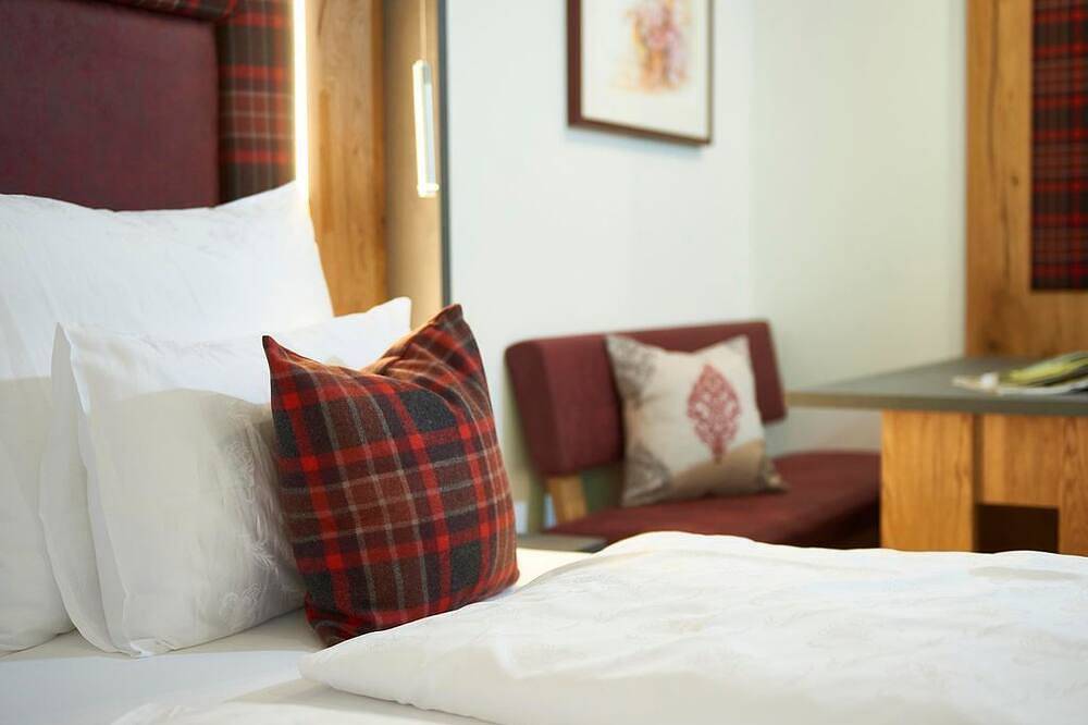Juniorsuite Eiche - Gasthof Hotel Handlerhof in Maria Alm, Pinzgau