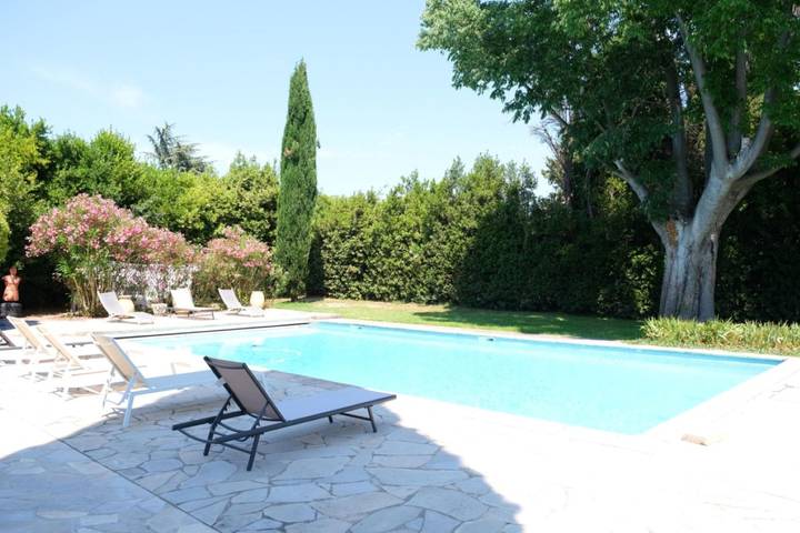 Location de vacances pour 14 personnes, avec jardin à Maussane-les-Alpilles - 3