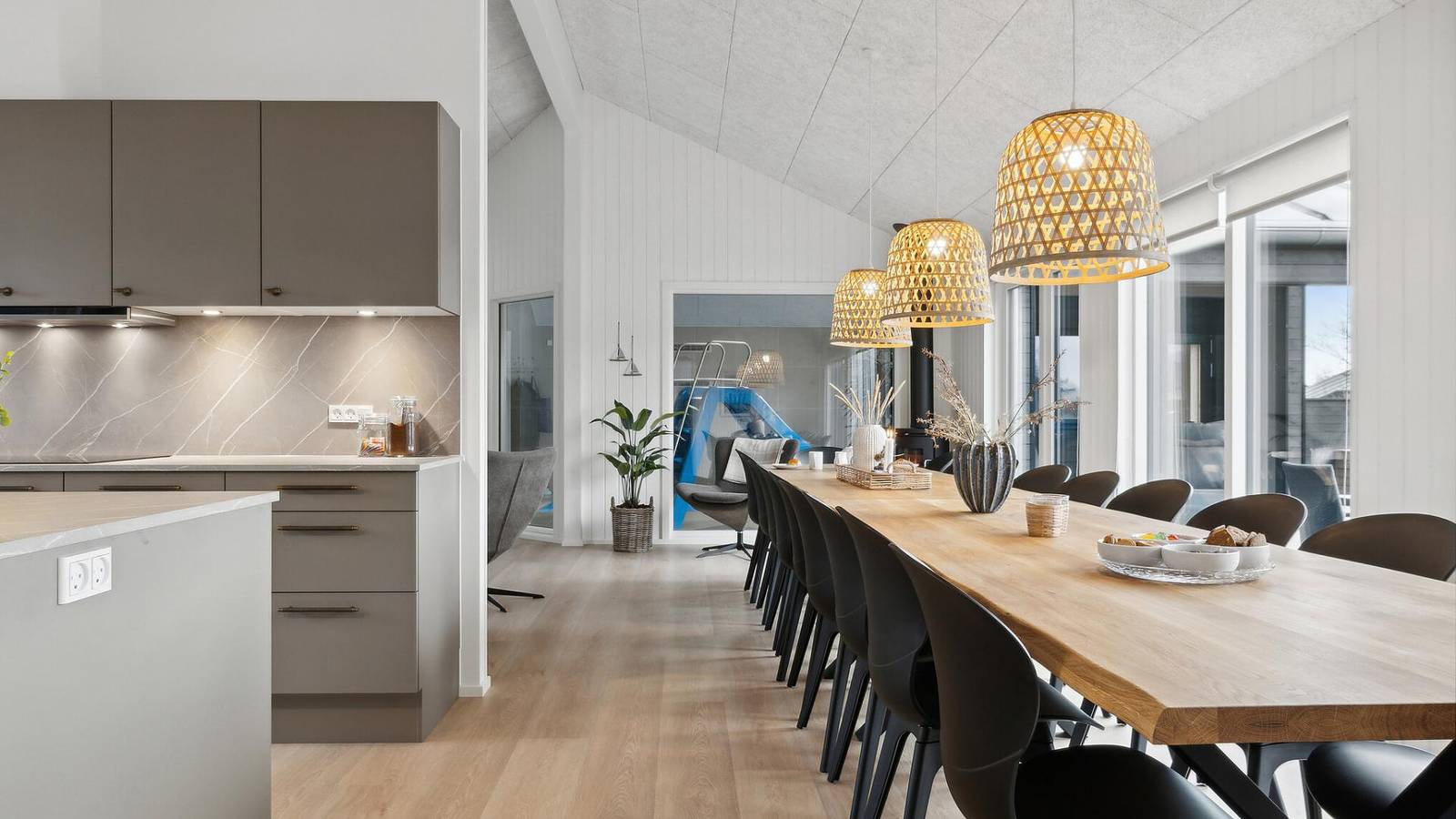 652 - moderne og stort 20 personers poolhus i Ålbæk nær Skagen. in Napstjert, Ålbæk