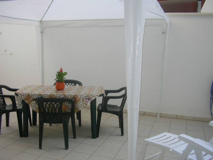 Appartement entier, Helle Kellerwohnung in Sannicola, Golfe de Tarente