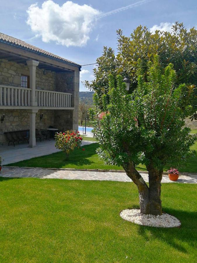 Casa rural para 2 personas, con piscina además de jardín y vistas en Provincia de Pontevedra - 2