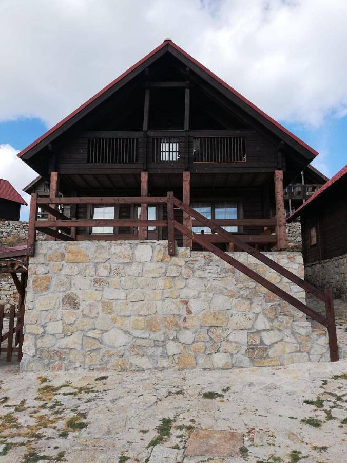 Chalé para 6 pessoas, com jardim e vista na Serra da Estrela