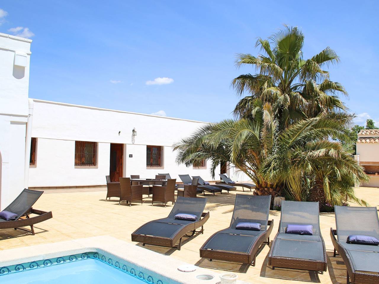 Schönes Haus in Villena mit fabelhaftem Pool in Villena, Alicante Inland