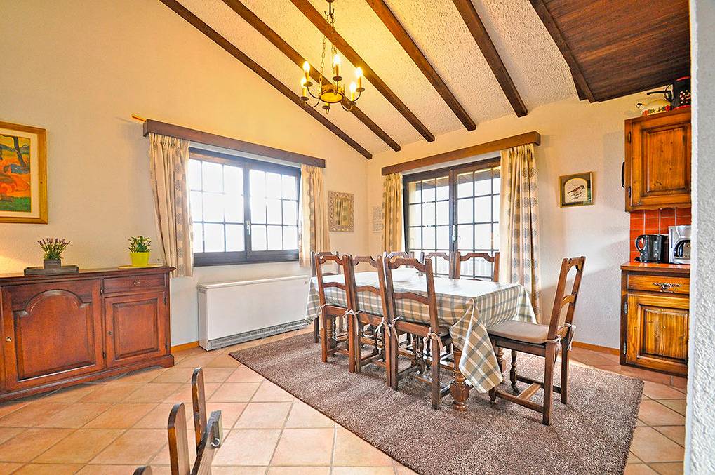 Ch 383.040 S - Les Cassis in Nendaz, Valaisalperna