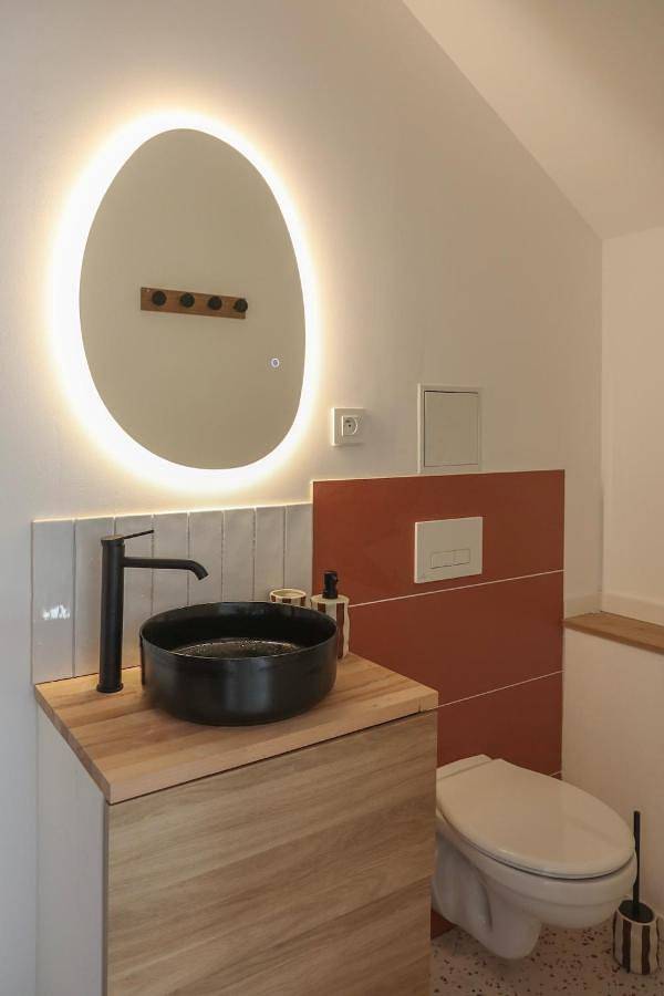 Cottage Rénové avec Terrasse privée Nature et détente in Zudausques, Région de Saint-Omer