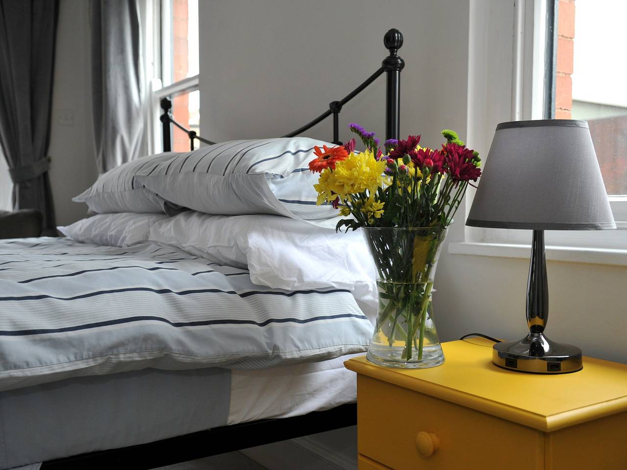 Hamilton Apartment in Cheltenham, Gloucestershire