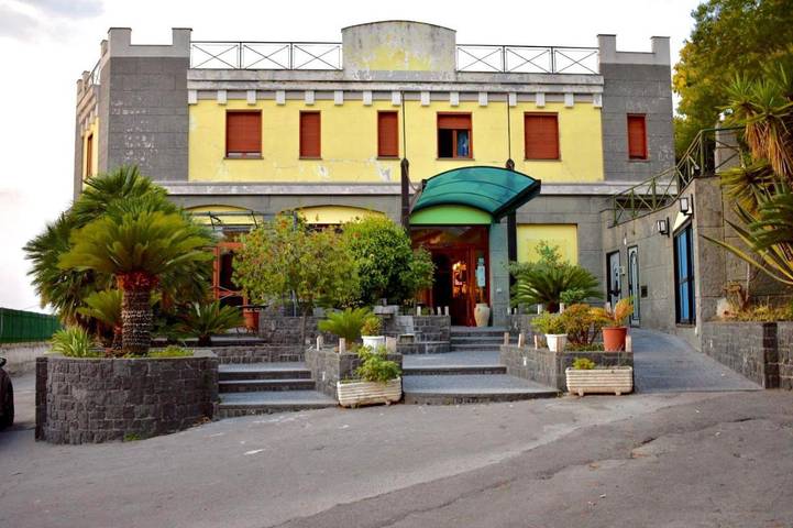 Hotel per 3 persone, con giardino, con animali domestici - 1