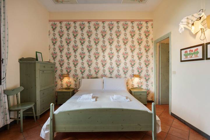 Farmhouse 'Camere Familiari' with Mountain View, Wi-Fi and Air Conditioning in Fisciano, Salerno Provinsen