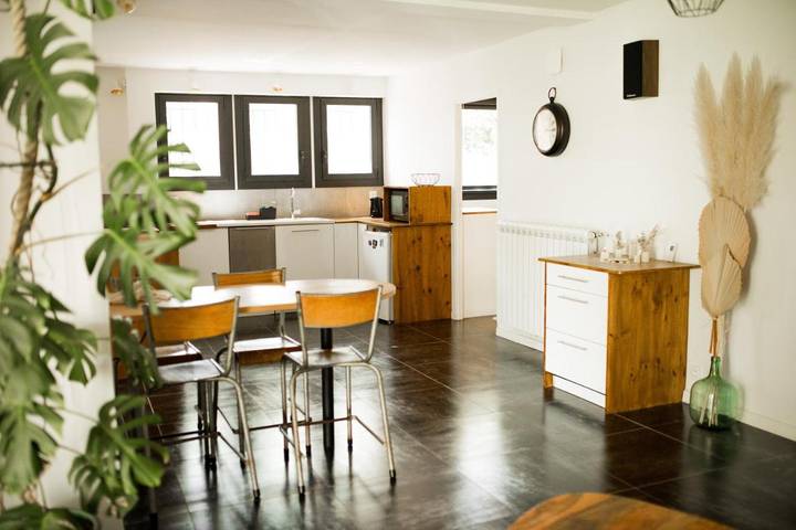 Location de vacances pour 4 personnes, avec piscine et jardin à La Garde - 4