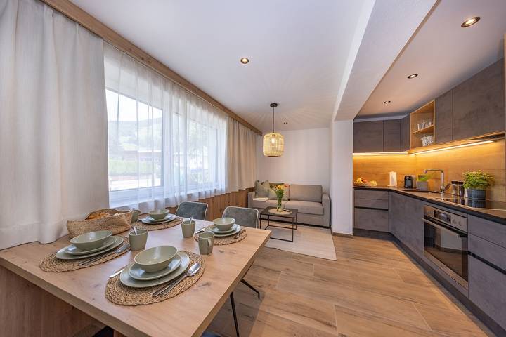 Ferienwohnung für 4 Personen, mit Balkon und Garten