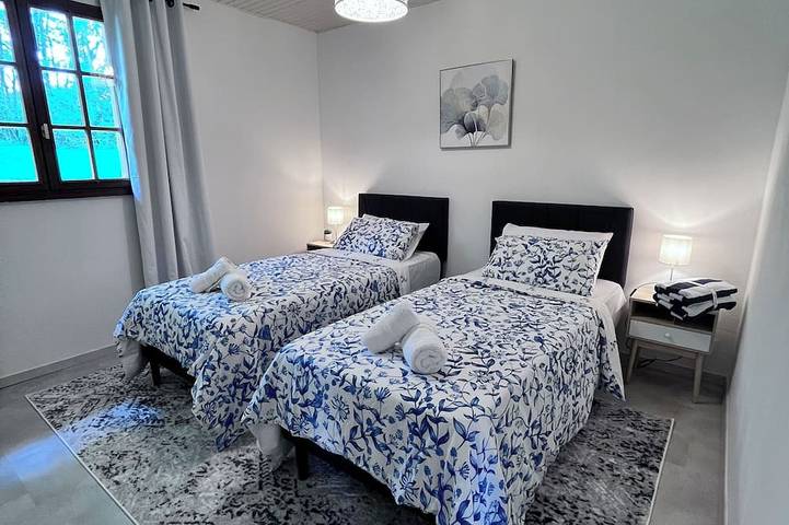 Location de vacances pour 6 personnes, avec jardin à Réaup-Lisse - 2