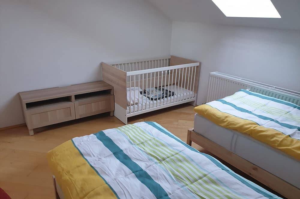 Ganze Wohnung, Familie Zeilinger - Poidl - Ferienwohnung 1 in Salzkammergut-Berge, Mondsee & Irrsee