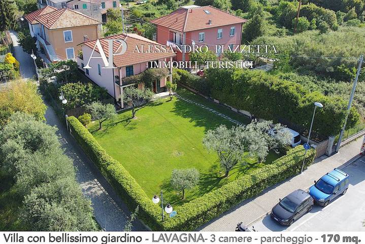 Villa Marinin - mit herrlichem Garten und in der Nähe einer Naturoase in Lavagna, Lavagna Gemeinde