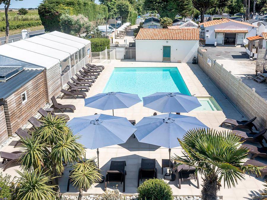 Camping Romanée - Campiotel des Dunes   - Mobile home 2 persons - Mobile home Confort 1 bedroom - 1 bathroom in Ars-en-Ré, Ile de Re
