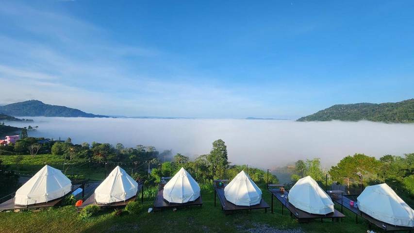 Camping für 2 Personen, mit Seeblick und Ausblick sowie Garten und Terrasse in Thailand