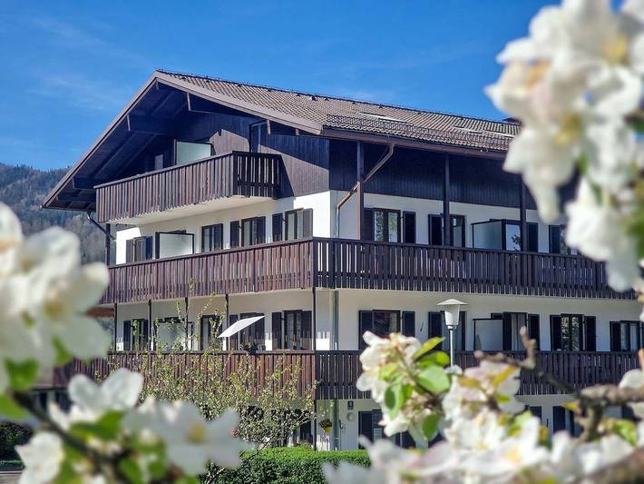 Ferienwohnung für 5 Personen, mit Balkon und Seeblick sowie Ausblick am Schliersee - 3