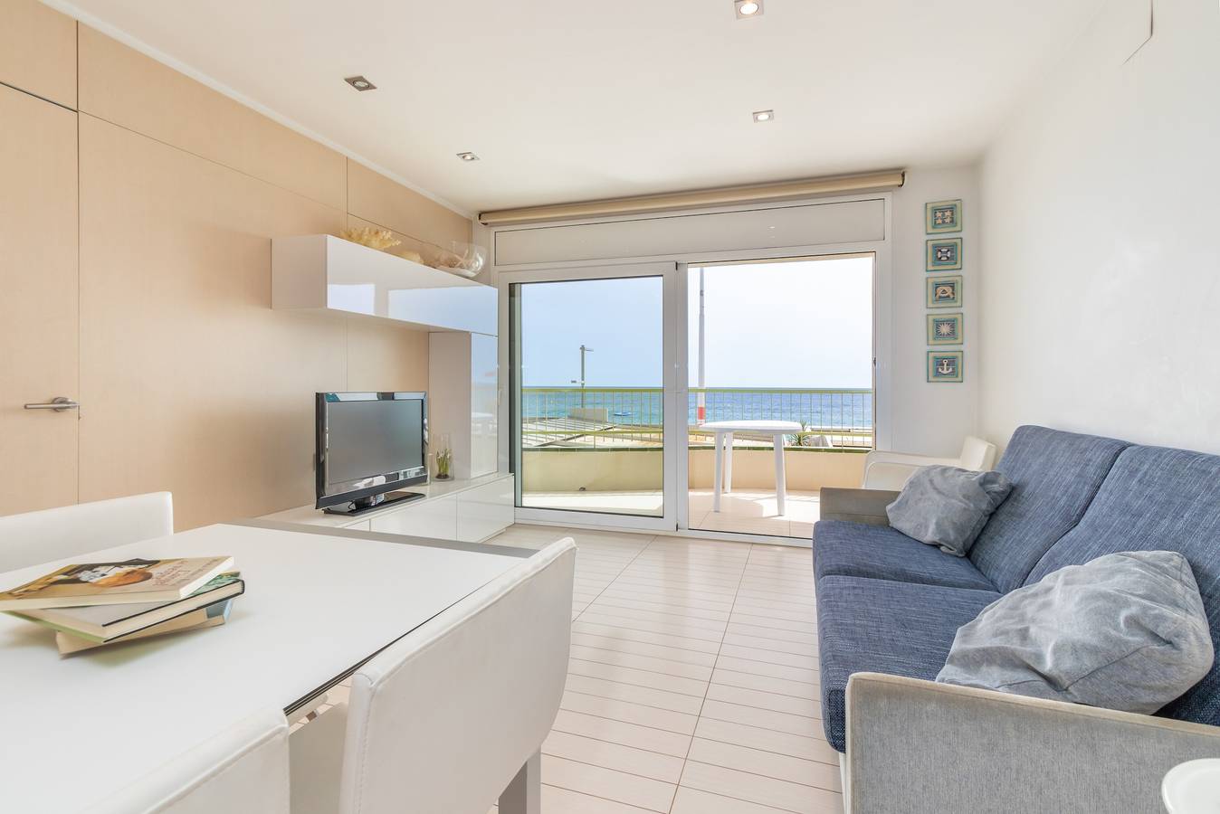 Apartamento entero, Apartamento 'Super Beach 2' con vistas al mar, balcón y Wi-Fi in Platja d'Aro, Costa Brava