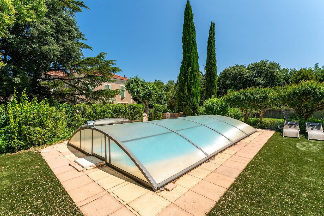 Ferienhaus 'Le Secret D'hestia' mit Gemeinschaftspool, Wlan und Klimaanlage in Bollène, Vaucluse