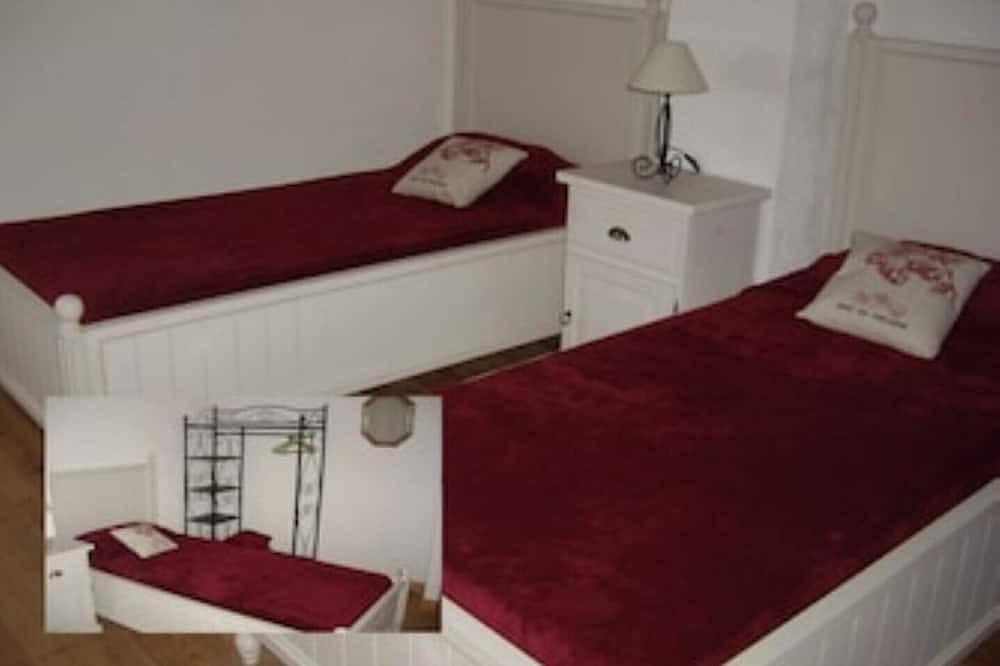 Mas with converted cottage, unique pool, paradise found! in Perpignan, Côte méditerranéenne (France)