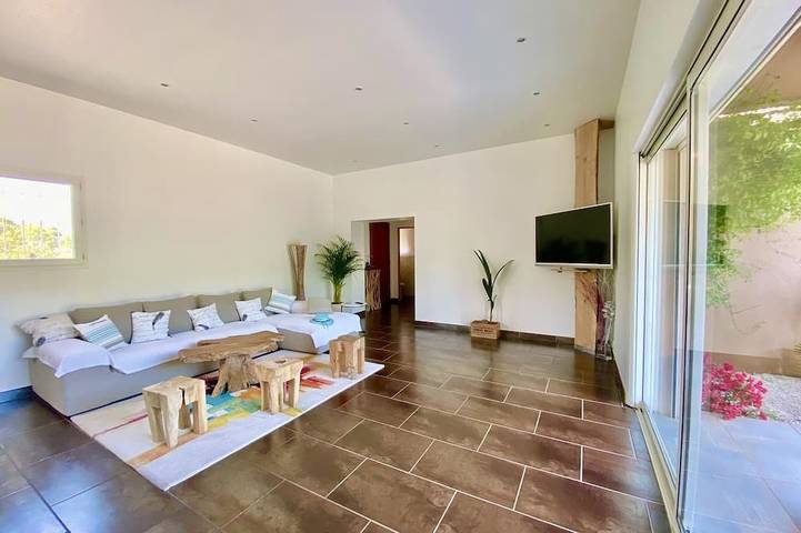 Location de vacances pour 8 personnes, avec jardin, animaux acceptés à Néoules - 4