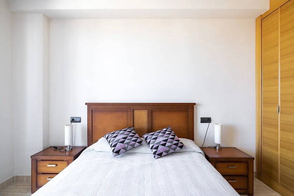 Entire apartment, Stunning Modern Seafront Apartment in Benicarló in Benicarló, Costa del Azahar