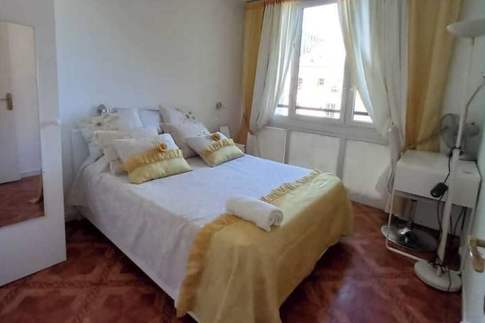 Apartamento entero, Appartement 3 Chambres Proche de Paris des Lacs et de la Foret in Meudon, Altos del Sena