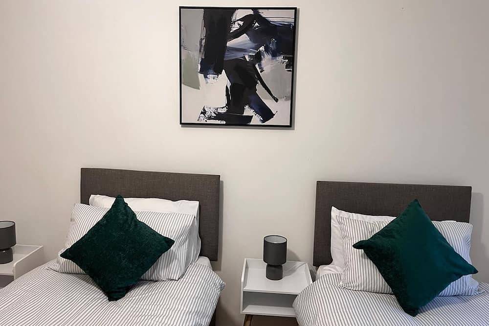 Hive stays close to Abbeywood free parking Wifi in Bexley, Londres