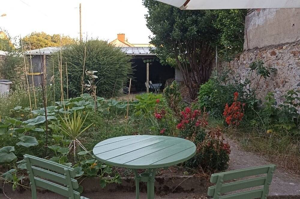 Appartement entier, À 10 minutes de la mer ! Maisonnette studio à entrée individuelle in Paimbœuf, Vallée de la Loire
