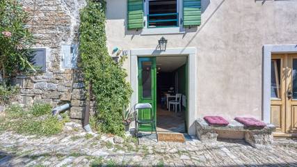 Ferienwohnung für 4 Personen, mit Terrasse in Motovun