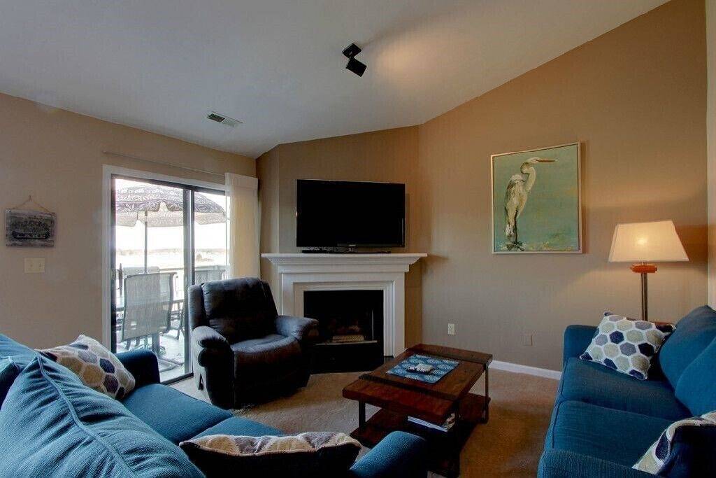 Ganze Wohnung, Vogelperspektive auf Smith Mountain Lake! in North Shore, Smith Mountain Lake