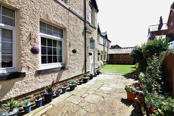 Holiday rental for 4 people, with Terrace and Garden as well as View in Lytham St Annes