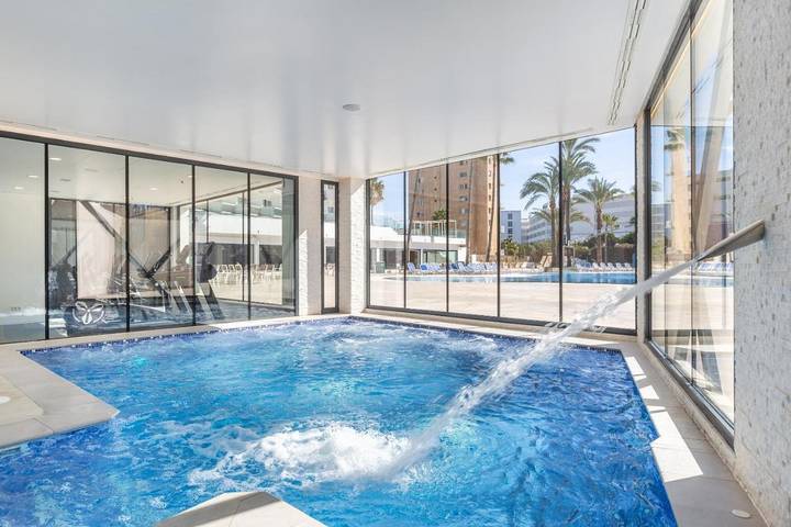 Hôtel pour 3 personnes, avec terrasse et bassin pour enfant ainsi que piscine et vue à Magaluf - 4
